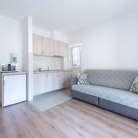 Rilovic - A5 By Interhome * 察夫塔特